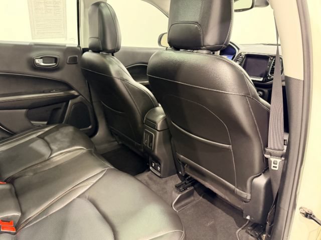 Used 2018 Jeep Compass Limited w/ Navigation Group AWD/4WD image 36