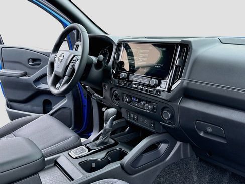 New 2026 Nissan Frontier SV AWD/4WD image 5