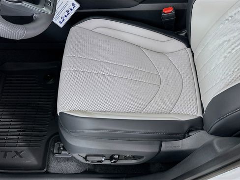 New 2026 Lexus TX 500h AWD image 20