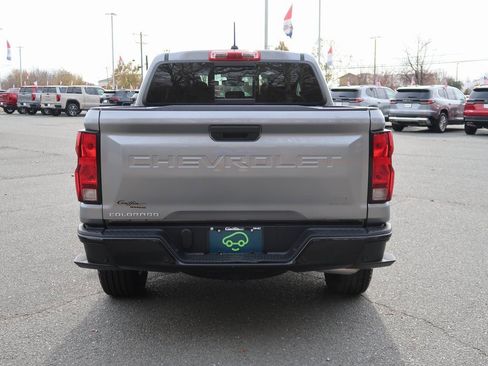 Certified 2025 Chevrolet Colorado W/T image 6