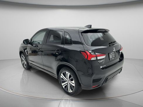 Used 2025 Mitsubishi Outlander Sport SE AWD/4WD image 8