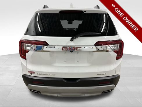 Used 2023 GMC Acadia SLE w/ Driver Convenience Package image 3