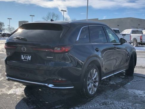 Used 2024 MAZDA CX-90 3.3 Turbo w/ Premium Package image 32
