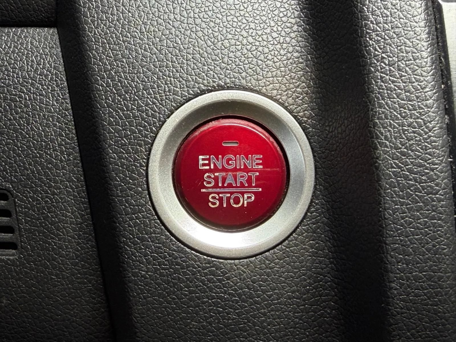 Used 2016 Honda Fit EX image 30