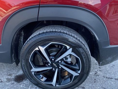 Used 2023 Chevrolet TrailBlazer RS w/ Sun and Liftgate Package image 20
