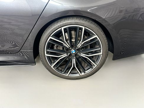 Used 2021 BMW 540i w/ M Sport Package image 11