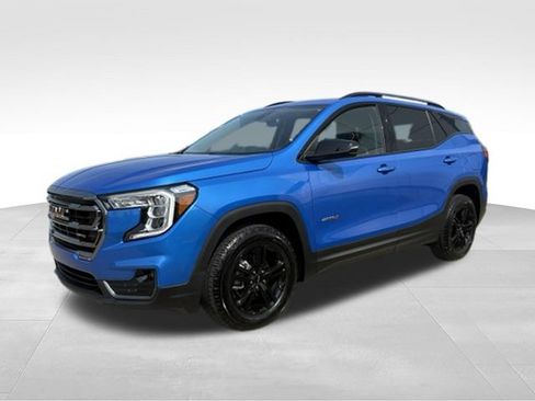 Used 2024 GMC Terrain AT4 AWD/4WD image 9