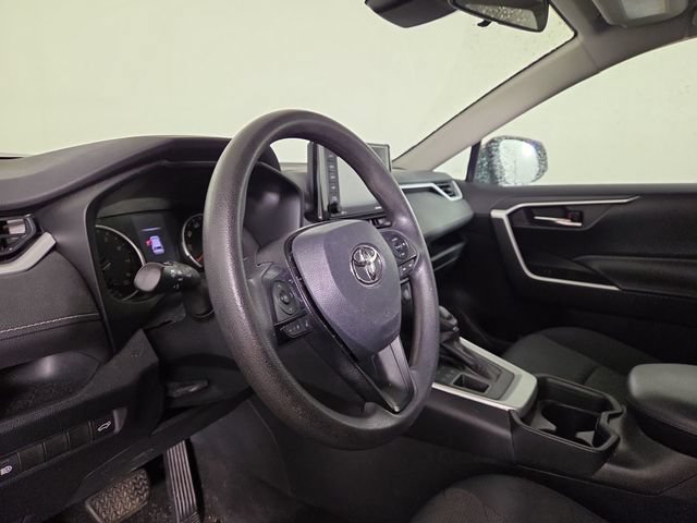 Used 2020 Toyota RAV4 XLE w/ Convenience Package AWD/4WD image 15