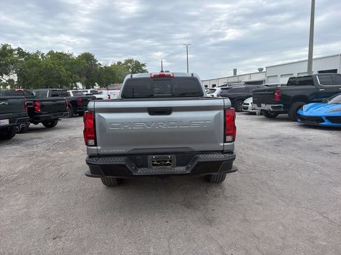 Used 2024 Chevrolet Colorado W/T w/ WT Convenience Package RWD image 6