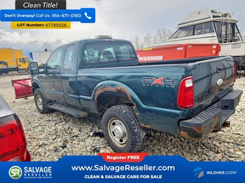 Used 2011 Ford F350 XL w/ FX4 Off Road Pkg image 3