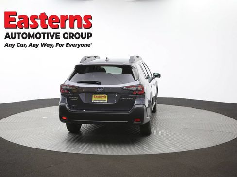 Used 2023 Subaru Outback Premium AWD/4WD image 36