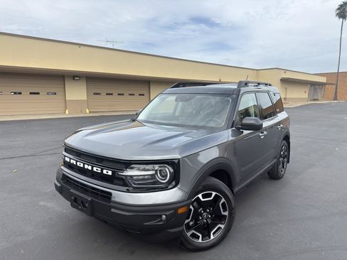 Used 2022 Ford Bronco Sport Outer Banks w/ Tech Package AWD/4WD image 3