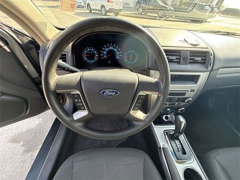 Used 2012 Ford Fusion SE image 14