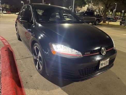 Used 2016 Volkswagen GTI SE image 3