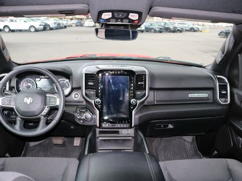 Used 2024 RAM 1500 Big Horn AWD/4WD image 15