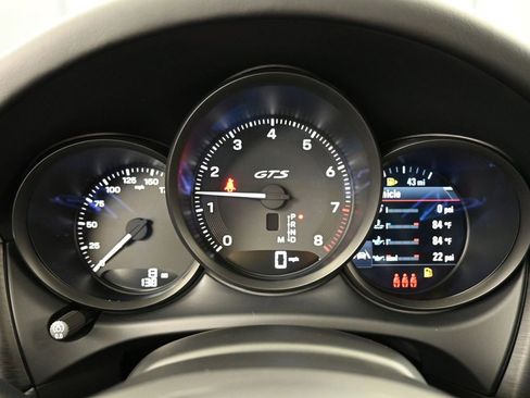 New 2026 Porsche Macan GTS AWD/4WD image 19