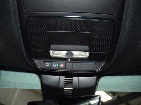 Used 2025 Chevrolet Traverse High Country image 51