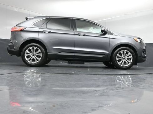 Certified 2024 Ford Edge Titanium AWD/4WD image 43