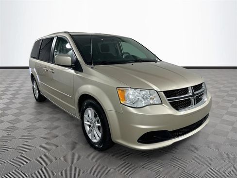 Used 2014 Dodge Grand Caravan SXT FWD image 1