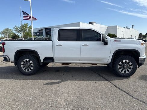Used 2020 Chevrolet Silverado 2500 LT w/ All Star Edition AWD/4WD image 9