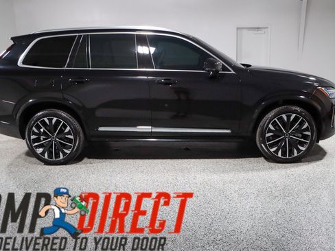Used 2025 Volvo XC90 B6 Plus AWD/4WD image 6