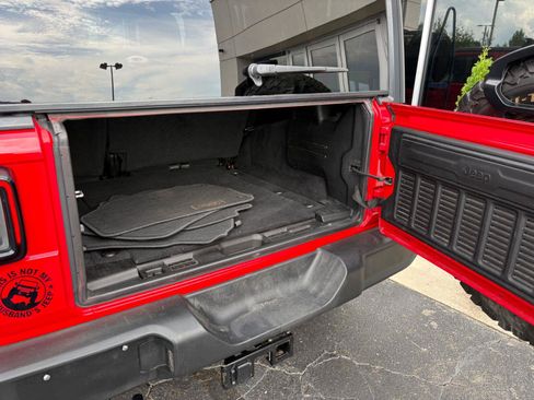 Used 2019 Jeep Wrangler Unlimited Sport S AWD/4WD image 10