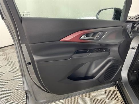 New 2026 Chevrolet Equinox EV RS image 15