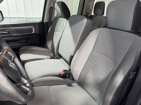Used 2024 RAM 1500 Classic SLT AWD/4WD image 27