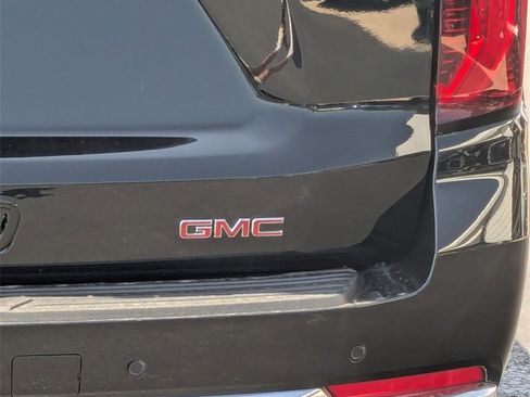 New 2025 GMC Yukon XL Denali w/ Sun & Power Step Package image 28