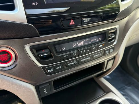 Used 2017 Honda Pilot EX-L image 29