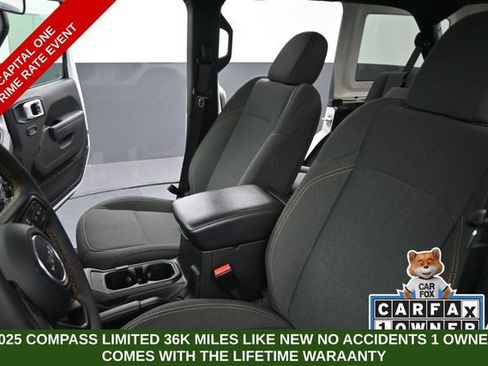 Used 2024 Jeep Wrangler Unlimited w/ Convenience Group AWD/4WD image 13