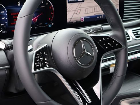 New 2026 Mercedes-Benz GLE 450 4MATIC image 18