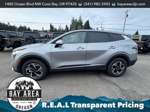 Used 2024 Kia Sportage LX image 10