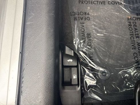 Used 2022 Toyota Corolla LE image 29