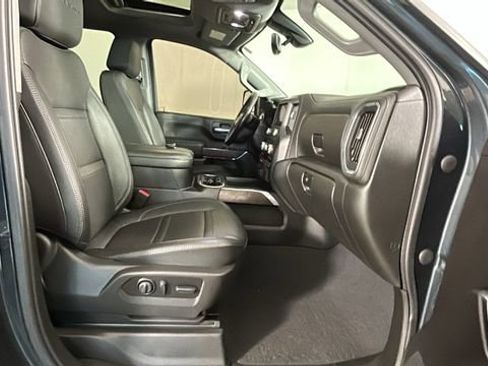 Used 2023 GMC Sierra 2500 Denali w/ Denali Ultimate Package AWD/4WD image 31