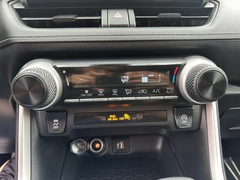 Certified 2024 Toyota RAV4 LE AWD/4WD image 41