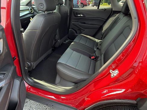 New 2026 Chevrolet Trax LT w/ Driver Confidence Package FWD image 18
