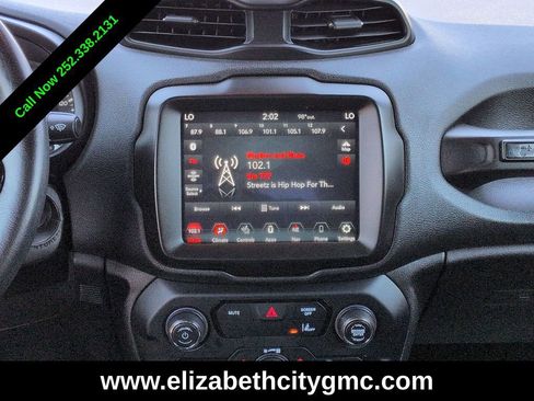 Used 2021 Jeep Renegade Latitude w/ Convenience Group AWD/4WD image 18