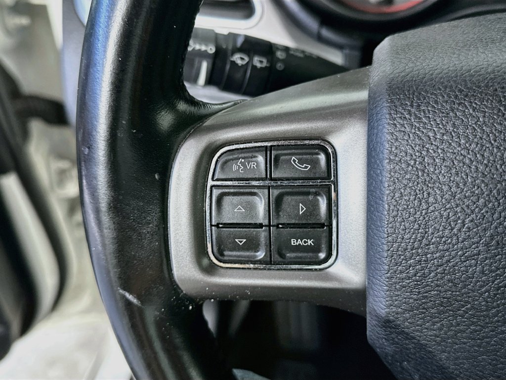 Used 2020 Dodge Journey Crossroad FWD image 26