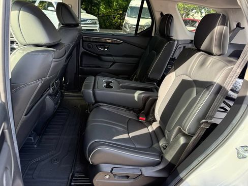 Used 2023 Honda Pilot Elite image 35
