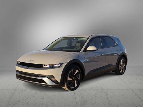 New 2026 Hyundai Ioniq 5 SEL image 4