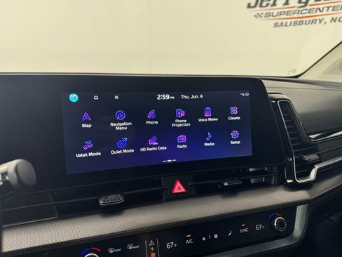 Used 2025 Kia Sportage SX FWD image 19