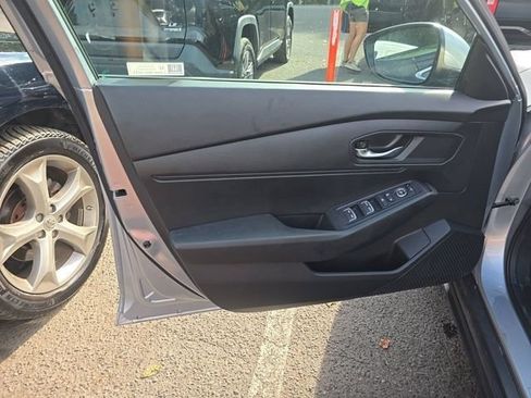 Used 2025 Honda Accord LX image 7