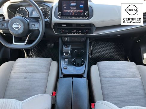 Certified 2023 Nissan Rogue SV FWD image 14
