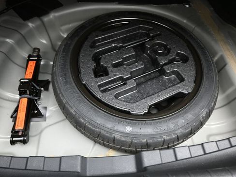 Used 2023 Nissan Sentra SR image 12