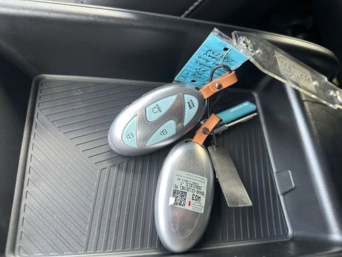 New 2025 Hyundai Ioniq 5 SEL image 21