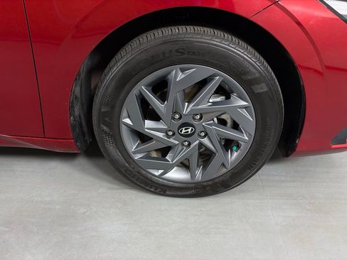 Used 2024 Hyundai Elantra Blue image 10