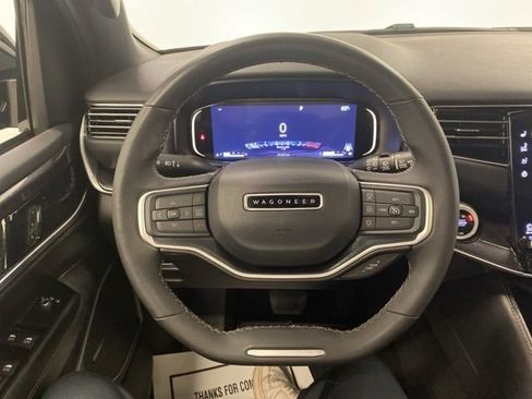 Used 2024 Jeep Wagoneer 4WD w/ Premium Group I image 16
