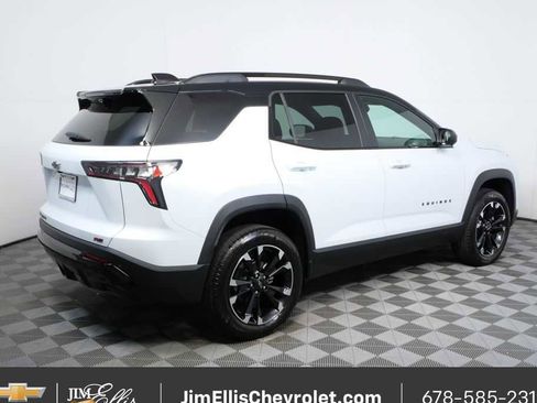 New 2026 Chevrolet Equinox RS w/ Convenience Package III AWD/4WD image 3