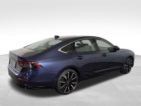 New 2026 Honda Accord Touring image 5